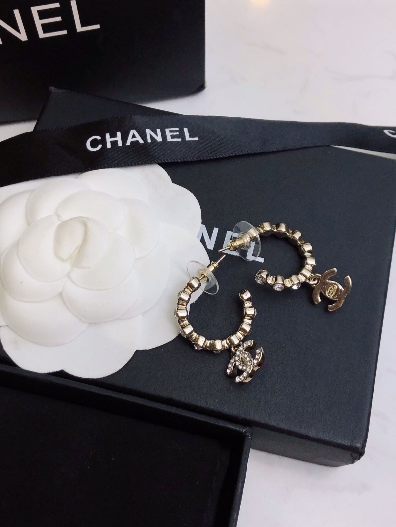 Ch**el earrings